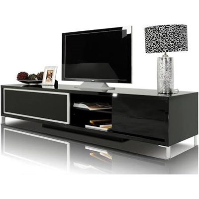 Modrest Brighton Black Lacquer Mini Entertainment Center by VIG Furniture