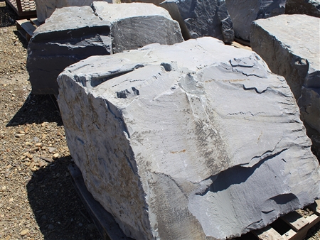 Montana Grey Wolf Boulders Rock 30" - 36" - Big Stone