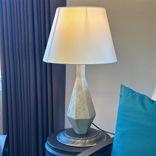 Peak Season Radient Table Lamp