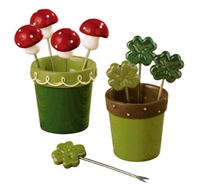 Grasslands Road "So Lucky" Appetizer Picks With Holder