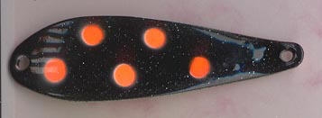 Finish 529<br>BLACK -BLACK WITH ORANGE DOTS