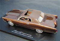 1971 Lincoln Continental Mark III 1:24 Tribute Edition in Ginger Bronze