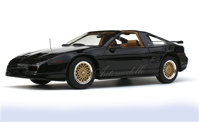 1988 Pontiac Fiero GT Encomium Edition in Black 1:24