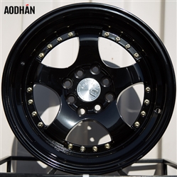 Aodhan AH03 Black w/ Gold Rivets