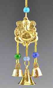 CLB22<br><br> 4 Pieces Ganesh Brass Chime with Beads - 9"L