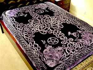 Wholesale Tapestry - Purple Celtic King Tapestry/Bedspread