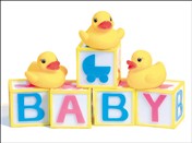 4622 NB Rubber ducky on baby blocks