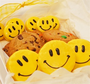 Sweet Treats Gift Box Smiley Faces
