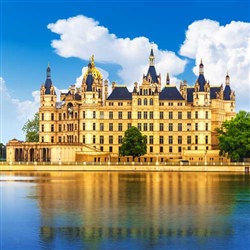 Warnemunde Cruise Tours - Schwerin Castle & Town