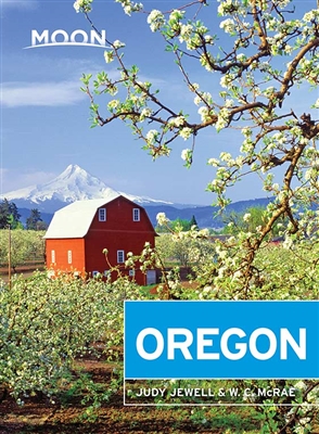 Oregon travel guide book. Outdoors enthusiasts and Portland residents Judy Jewell and W. C. McRae offer unique insight into Oregons many offerings, from its lush forests and deep river canyons to its award winning wines and friendly cities. Jewell and Mc