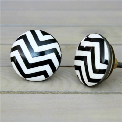 Flat Ceramic Knob with Chevron Pattern