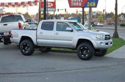 2005-2008 Tacoma PreRunner Front Lift by Truxxx