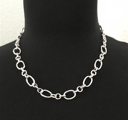 Silver-Plated Oval Link Necklace 18"