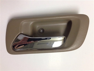 98-02 Accord 4DR Interior Door Handle LH - Chrome/Beige