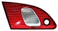 1998-2000 TOYOTA COROLLA LH TRUNK LAMP (DRIVER)