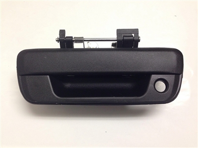 04-08 Canyon tailgate handle w/ keyhole