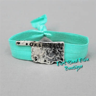 Hammered Disk Oklahoma Comfort Stretch Bracelet in Turquoise