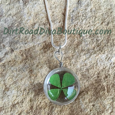 Lucky Me 4 Leaf Clover Shamrock Necklace