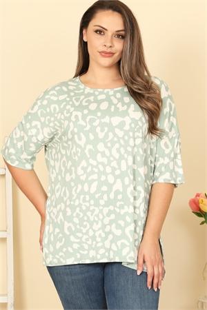 C88-A-1-T4207-1X-SAGE PLUS SIZE ANIMAL PRINT HALF SLEEVE SIDE SLITE TOP 1-0-2