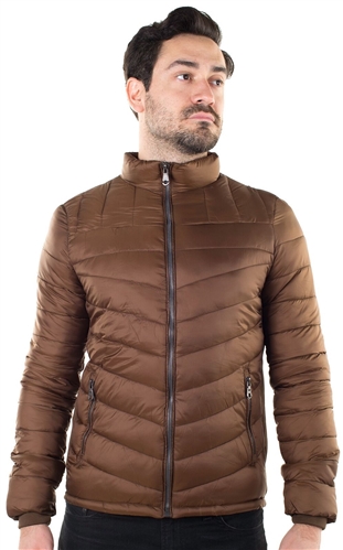 Men's Quilted Puffer Jacket with Faux Fur Body Lining and Stretchable Side Gathering