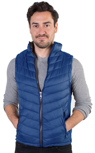 Men's Quilted Vest with Faux Fur Body Lining and Stretchable Side Gathering