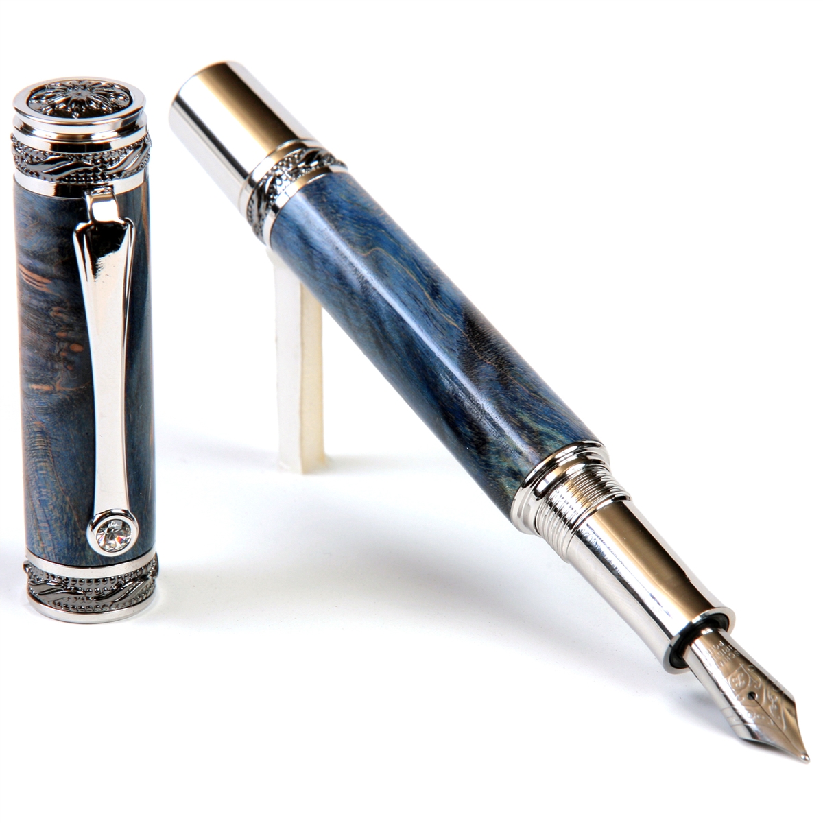 Majestic Fountain Pen - Blue Maple Burl