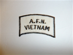c0469 Vietnam AFN Armed Forces Network black border R9E