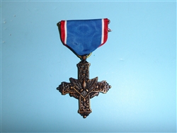 med001F Army Distinguished Service Cross French Made Style C1A