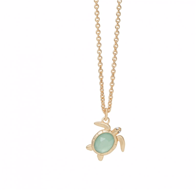 Women's gold 18 inch sea turtle necklace.