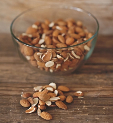 Whole & Broken Natural Almonds