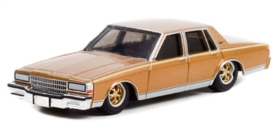 Greenlight Collectibles California Lowriders Series 1 - 1985 Chevrolet Caprice Lowrider (Custom Gold)
