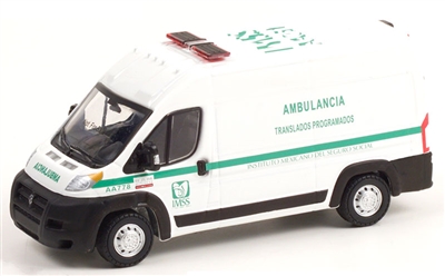 Greenlight Collectibles Route Runners Series 4 - 2018 Ram ProMaster (Instituto Mexicano)