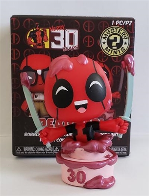 Funko Vinyl Mystery Minis Deadpool 30th Series - Deadpool in Cake