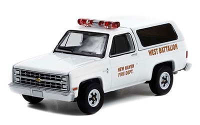 Greenlight Collectibles Fire and Rescue Series 3 - 1989 Chevrolet K5 Blazer - New Haven Conn. Fire Dept.