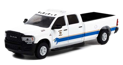 Greenlight Collectibles Fire and Rescue Series 3 - 2020 Ram 2500 Tradesman - Bullhead City Az Fire Dept.