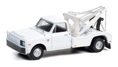 Greenlight Collectibles Dually Drivers Series 7 - 1968 Chevrolet C-30 Dually Wrecker in White