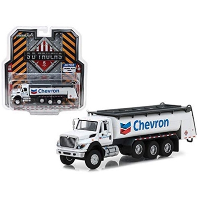 Greenlight - S.D. Trucks Series 5-2018 International Workstar Chevron Tanker