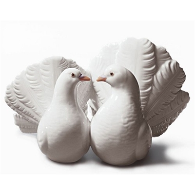 Lladro Couple of Doves