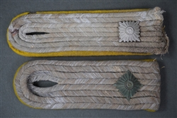 Original German WWII Heer Oberleutnant Signal Shoulder Boards