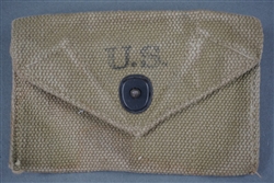 Original US WWII M1942 Field Dressing Pouch With Field Dressing