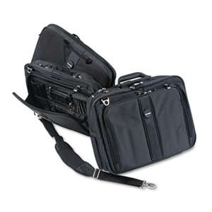 ACCO BRANDS, INC. Contour Pro 17" Laptop Carrying Case, Nylon, 17-1/2 x 8-1/2 x 13, Black