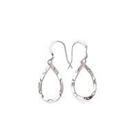 E15 - Dangle Earrings