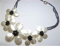 20654 MOP 5 flowers Combo with Double Pearl Necklace