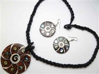 30391-10 Sea Shell Pendant w/Sea Beads Necklace& Earring Set