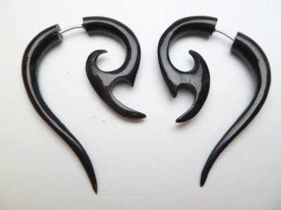 33362 45mm Buffalo Horn Carving Earring