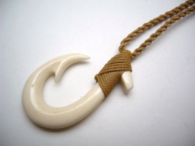 35055 Buffalo Bone Hook Necklace