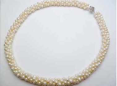 38076-3 Fresh Water Pear Necklace 18"