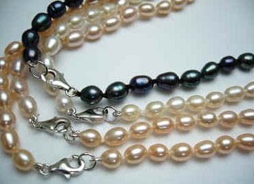 38417 5-6mm Rice Fresh Water Pearl Necklace 18" w/925 Silver 9mm Claps