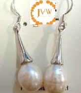 43223 Long Fresh Water Pearl Earring w/925 Silver Hook
