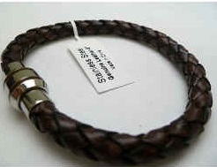 68022 Leather Bracelet with Stainless Steel Claps